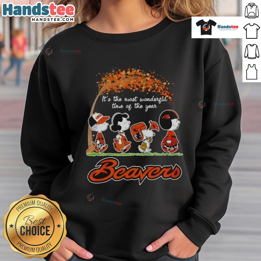 Cozy Nice Oregon State Beavers peanuts fall football Halloween sweatshirt, perfect for game day and seasonal festivities.