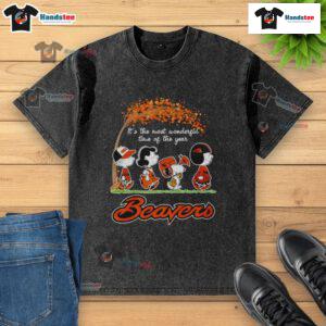 Alt Text: Nice Oregon State Beavers peanuts fall football Halloween washed t-shirt featuring vibrant team colors and logo.