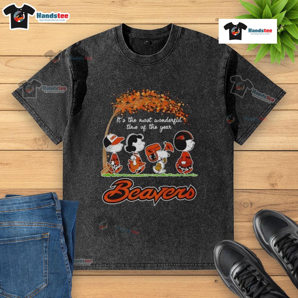 Alt Text: Nice Oregon State Beavers peanuts fall football Halloween washed t-shirt featuring vibrant team colors and logo.
