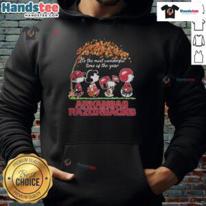 Peanuts characters x Arkansas Razorbacks NFL hoodie, perfect for the holiday season and fans of both franchises.