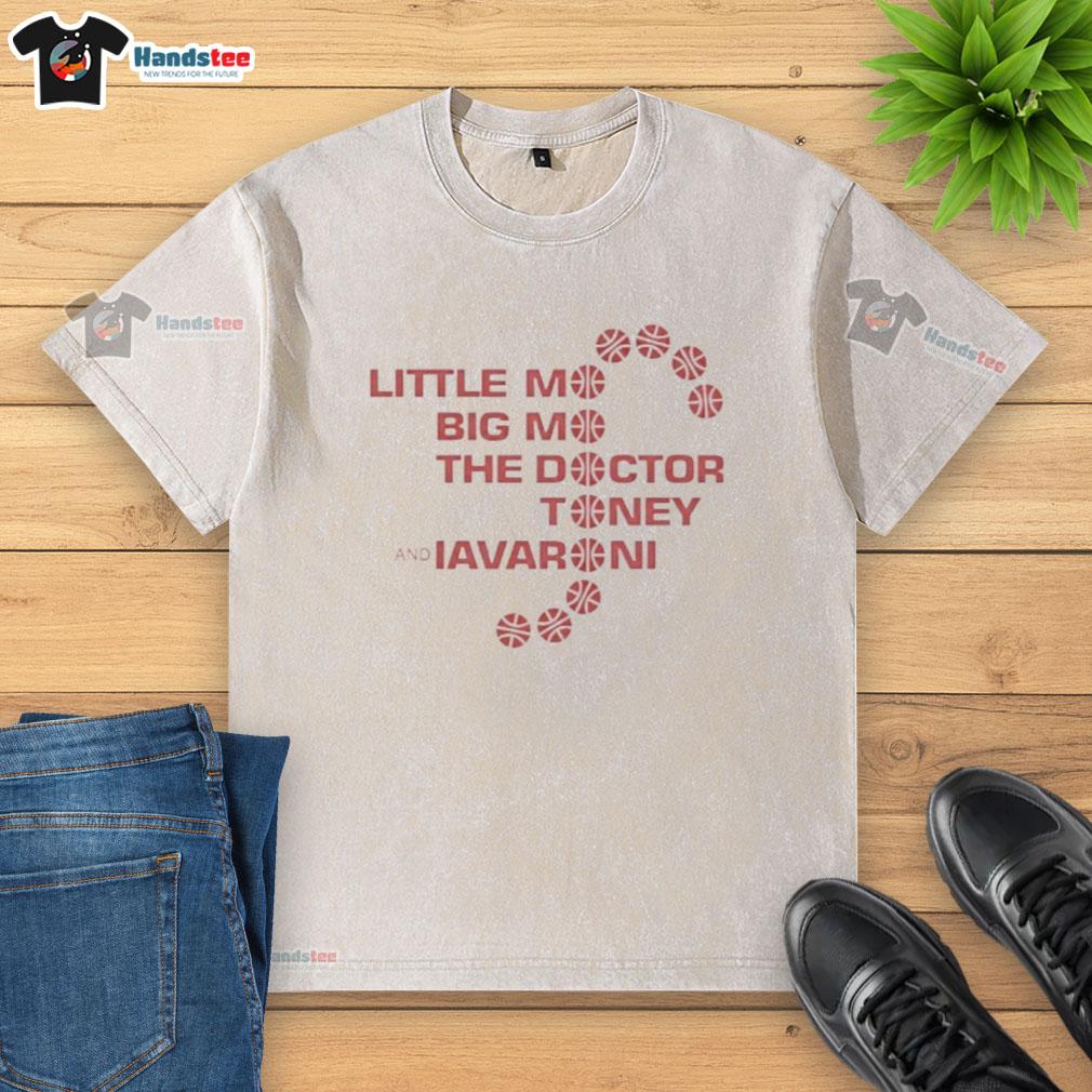 Funny Little Mo and Big Mo with Doctor Toney and Iavaroni in a washed t-shirt, capturing a playful moment.