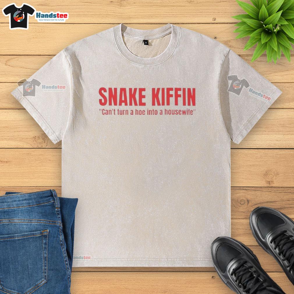 Alt Text: Funny snake graphic on a Kiffin 'Can't Turn a Hoe into a Housewife' washed t-shirt for humorous fashion.