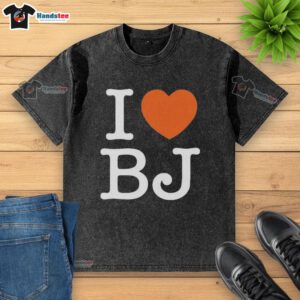 Good I Love BJ Chicago Bears washed t-shirt featuring bold team graphics and a stylish vintage look.