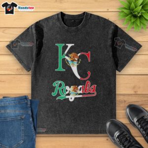 Happy Kansas City Royals baseball t-shirt featuring a vibrant Mexican flag design, perfect for fans and casual wear.