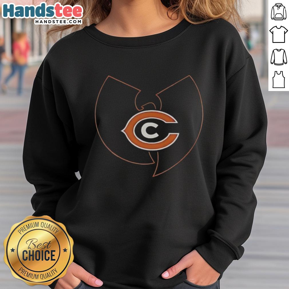 Alt Text: Hot Wu-Tang Clan x Chicago Bears mashup logo sweatshirt featuring bold graphics and vibrant colors.