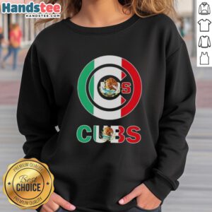 Chicago Cubs baseball sweatshirt featuring a vibrant Mexican flag design, perfect for fans and stylish casual wear.