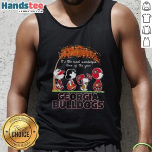 Premium Georgia Bulldogs X Peanuts Snoopy tank top, perfect for autumn celebrations, featuring festive designs and vibrant colors.