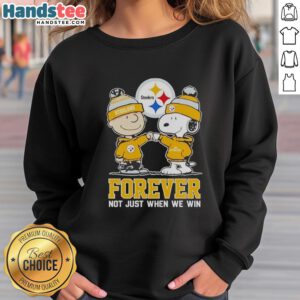 Alt Text: Cute Peanut Snoopy and Charlie Brown on a Pittsburgh Steelers sweatshirt, celebrating fandom and loyalty.