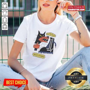 Nice Wolf graphic tee with middle finger design, perfect for dog lovers who dislike bootlickers. Ladies' casual wear.